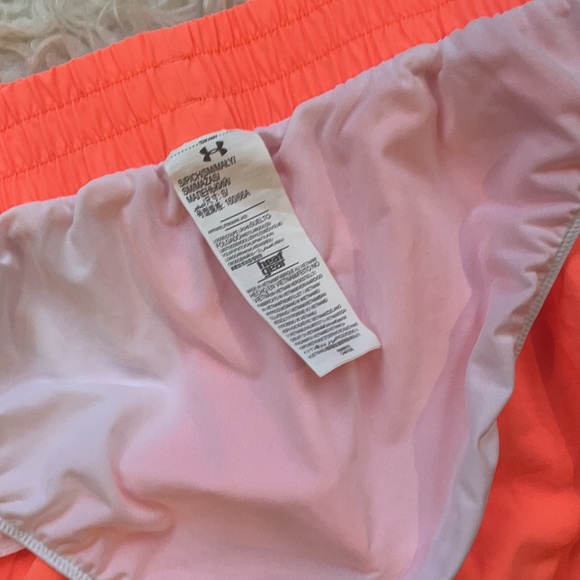 NWT Under Armour London Orange Reflective Shorts Sz Small - Picture 10 of 12